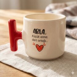 ABLA KÜÇÜK ANNE - T KUPA - KIRMIZI SAP - 