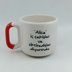 ALİCE İÇ ÇEKİŞLER DİYARINDA-ARYA ÇAY FİNCANI - KIRMIZI SAP - 