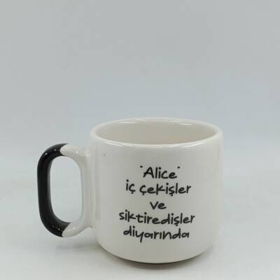 ALİCE İÇ ÇEKİŞLER DİYARINDA-ARYA ÇAY FİNCANI - SİYAH SAP - 1