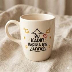 BU KADIN HARİKA BİR ANNE-OVAL KUPA - TRANSPARAN SAP - 