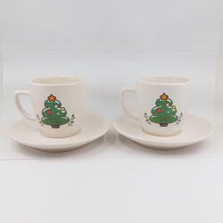 ÇAM AĞACI MUTLU YILLAR-SİLİNDİR METAL KUTU - İKİLİ TÜRK KAHVESİ FİNCANI TRANSPARAN SAP - 