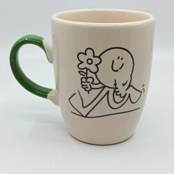 ÇİÇEK TUTAN GÜLEN YÜZ-OVAL KUPA - YEŞİL SAP - 