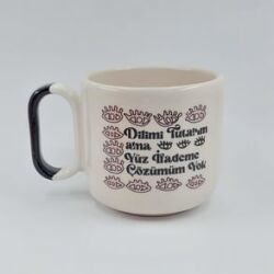 DİLİMİ TUTARIM YÜZ İFADEME ÇÖZÜM YOK - ARYA ÇAY FİNCANI - SİYAH SAP - 