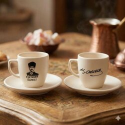 FİKİRLER ÖLMEZ & ATATÜRK İMZA-İKİLİ TÜRK KAHVESİ FİNCANI - TRANSPARAN - 