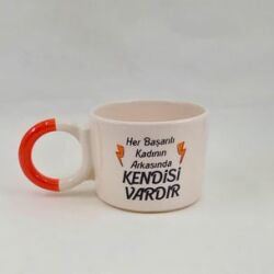 HER BAŞARILI KADININ ARKASINDA - DÜĞÜM KUPA - TURUNCU SAP - 