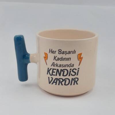 HER BAŞARILI KADININ ARKASINDA - T KUPA - KOBALT SAP - 1