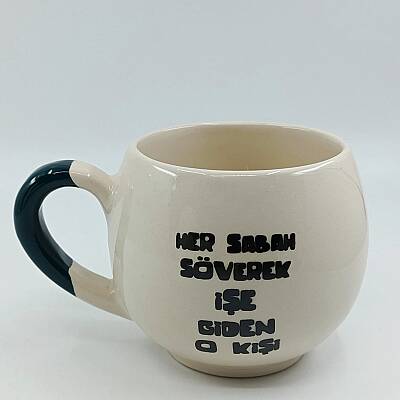 HER SABAH İŞE SÖVEREK GİDEN - BALON KUPA - YEŞİL SAP - 1