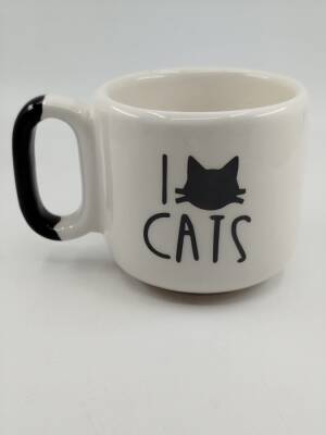 I LOVE CATS - ARYA ÇAY FİNCANI - SİYAH SAP - 1