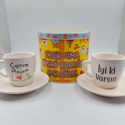 İYİ Kİ VARSIN & CANIM ANNEM -SİLİNDİR METAL KUTU KAHVE - İKİLİ TÜRK KAHVESİ FİNCANI TRANSPARAN SAP - 