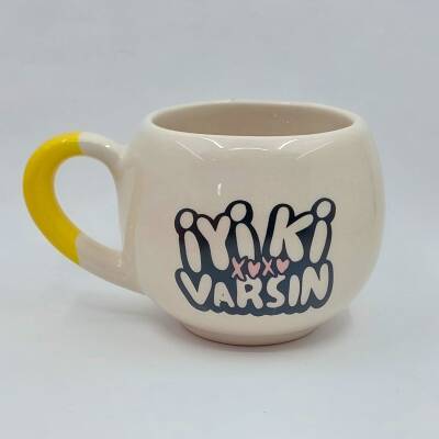 İYİ Kİ VARSIN XOXO - BALON KUPA - SARI SAP - 1