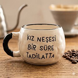 KIZ NEŞESİ BİR SÜRE TADİLATTA-TONTİK KUPA - SİYAH SAP - 