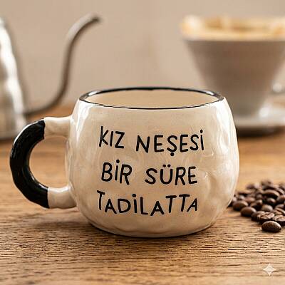 KIZ NEŞESİ BİR SÜRE TADİLATTA-TONTİK KUPA - SİYAH SAP - 1