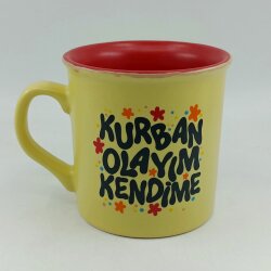 KURBAN OLAYIM KENDİME-İDA KUPA - SARI SAP SARI GÖVDE KIRMIZI İÇ - 