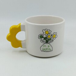 PAPATYA BUKET İYİ Kİ VARSIN-PAPATYA KUPA - SARI SAP - 