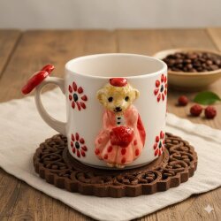 PEMBE ELBİSELİ ÇİÇEKLİ AYICIK - 3D-3D KABARTMA KUPA - 3D AYICIK KIRMIZI KURDELELİ SAP - 