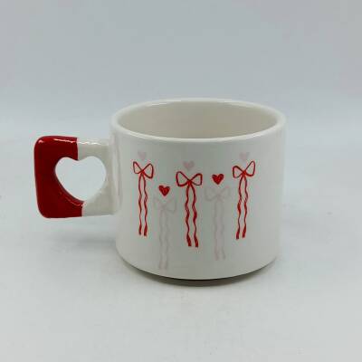 PEMBE KIRMIZI KURDELELER-KALP KUPA - KIRMIZI SAP - 1