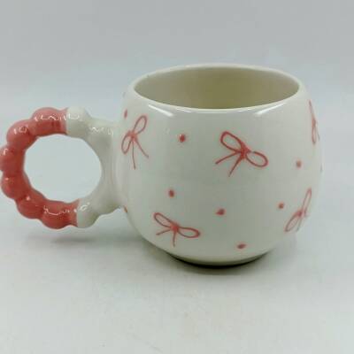 PEMBE KURDELE - 3D-PUF KUPA - 3D - 1