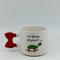 SENİ ÖPMEYE GELİYORUM-KURDELE KUPA - KIRMIZI SAP - 