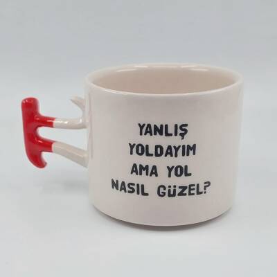 YANLIŞ YOLDAYIM - Pİ KUPA - KIRMIZI SAP - 1