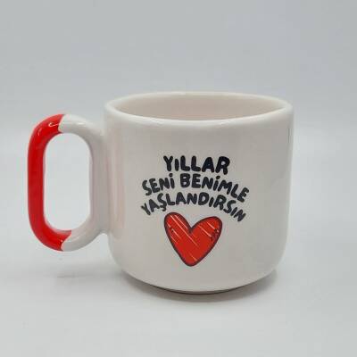 YILLAR SENİ BENİMLE YAŞLAN - ARYA ÇAY FİNCANI - KIRMIZI SAP - 1